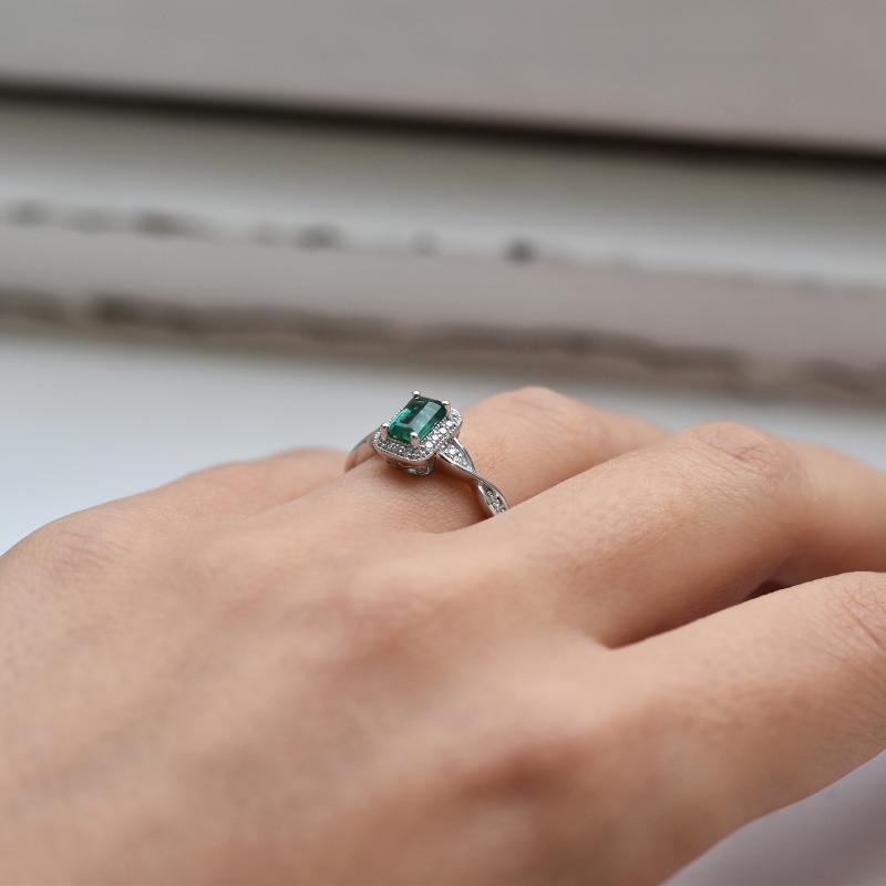 Prsten s emerald smaragdem 18646