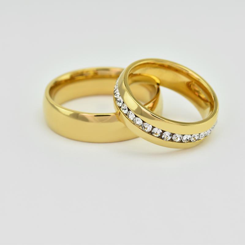 Zlaté snubní prsteny s diamanty 21896