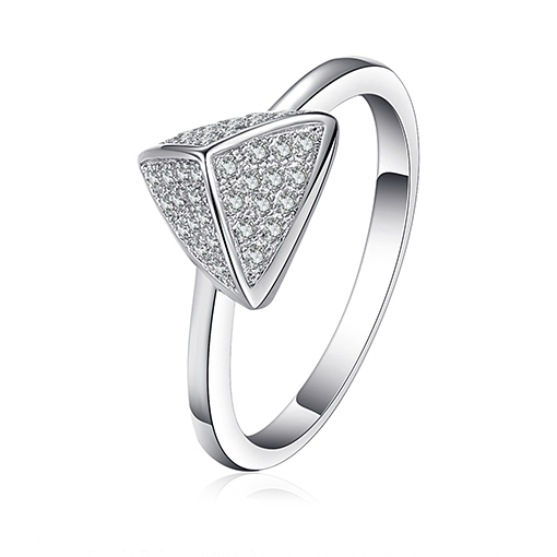Stříbrný prsten s pyramidou plnou zirkonů Artemida