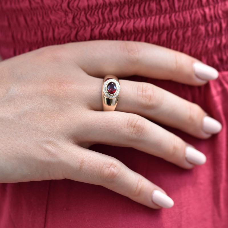 Zlatý prsten s rubínem a diamanty 45466