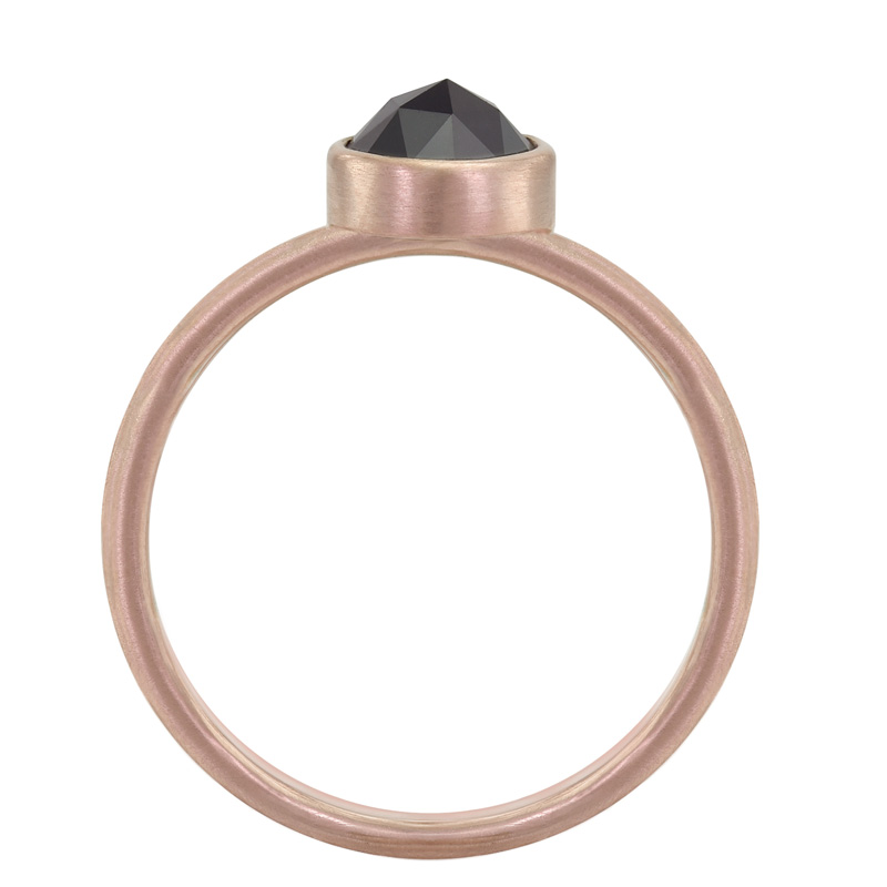 Zlatý prsten s routovým černým diamantem Cleve 47856
