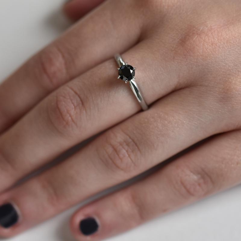 Zlatý prsten s černým diamantem Landia 7186