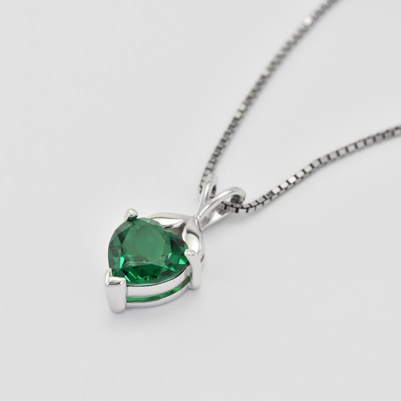 Smaragdový náhrdelník 