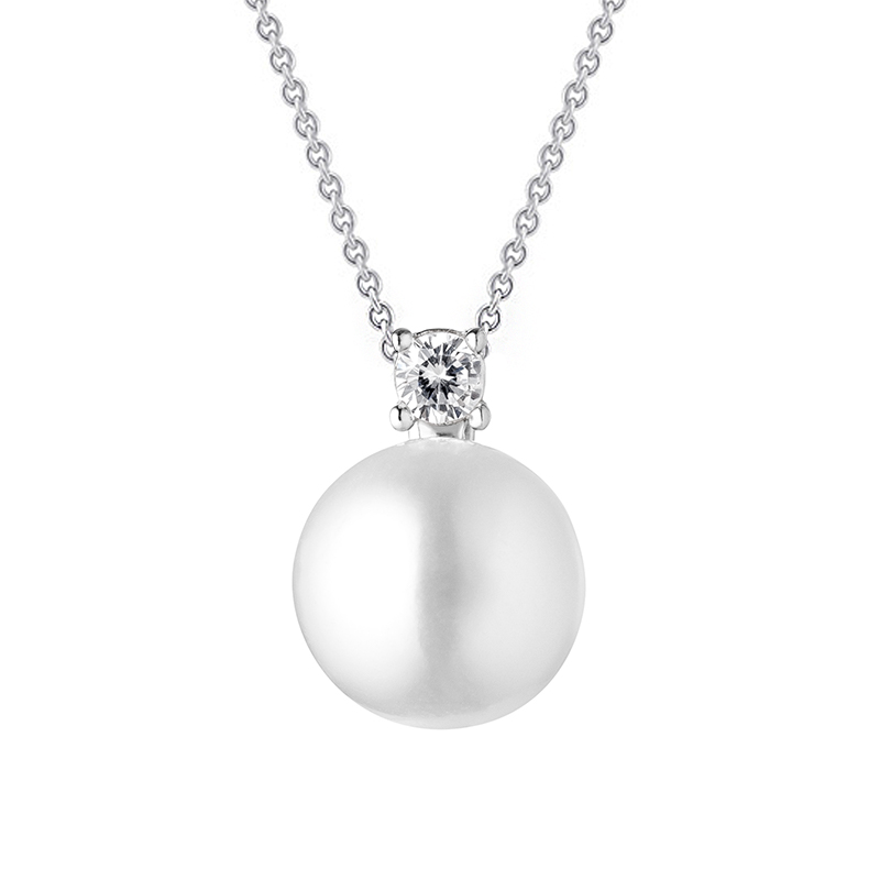 Přívěsek s bílou perlou