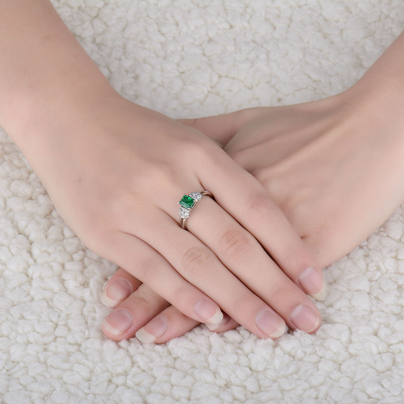 Smaragdový prsten 18677