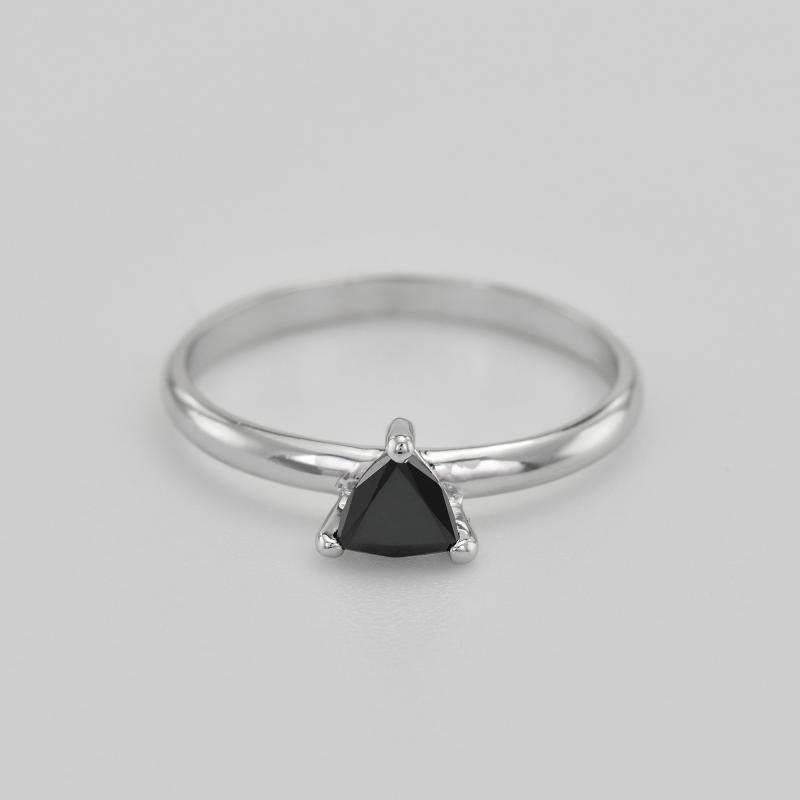 Prsten s černým diamantem 37537