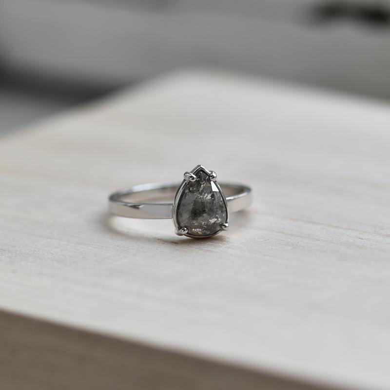 Prsten s diamantem 38067