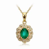 Zlatý proplétaný náhrdelník se smaragdem a diamanty Deena