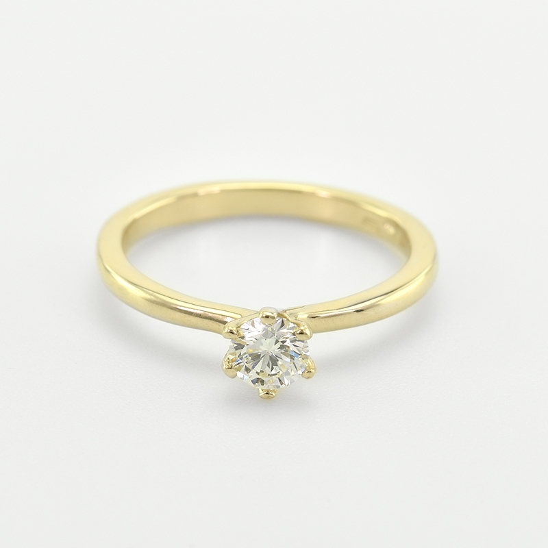Elegantní prsten 