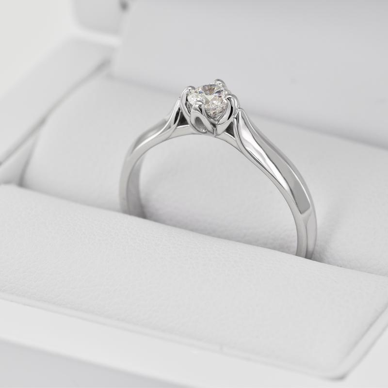 Zásnubní prsten s diamantem 78657