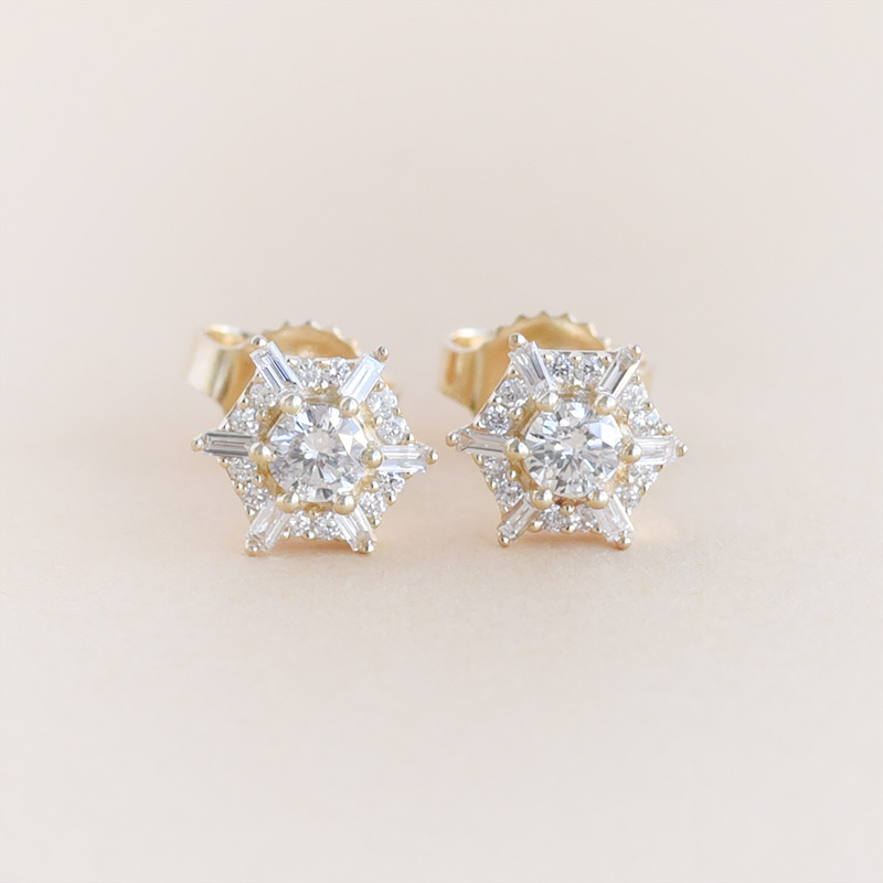 Zlaté náušnice s diamanty ve tvaru hexagon 95967