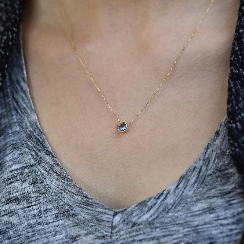 Stříbrný náhrdelník s modrým tanzanitem Jonie 103918