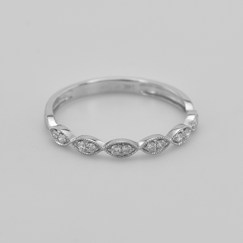 Stříbrný něžný eternity prsten s lab-grown diamanty Moira 104728