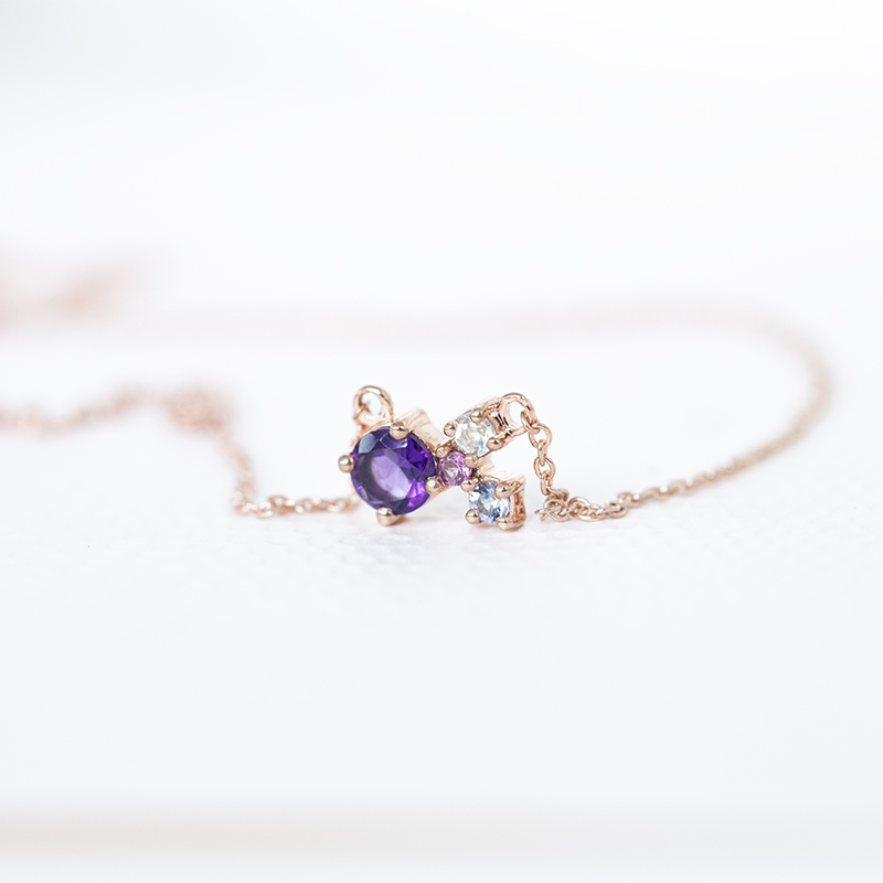 Stříbrný cluster náhrdelník s ametystem a drahokamy Millie 131068