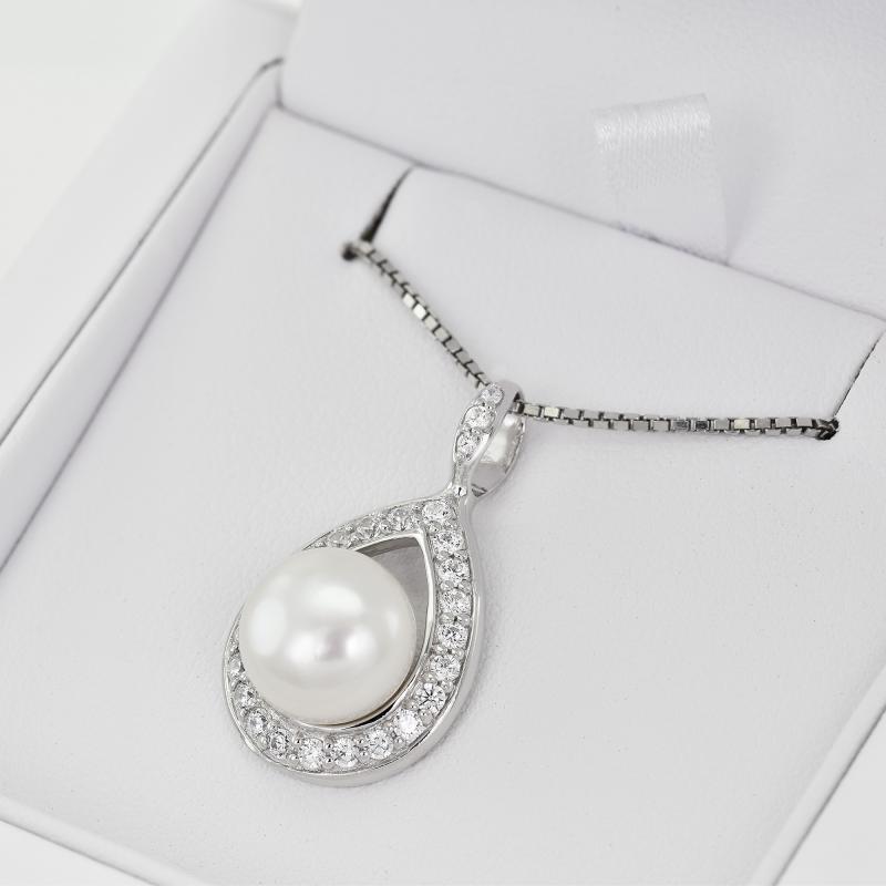 Stříbrný náhrdelník s perlou 22798