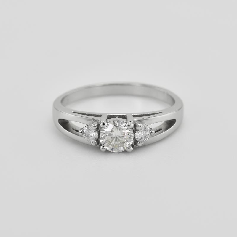 Prsten s diamanty 23638
