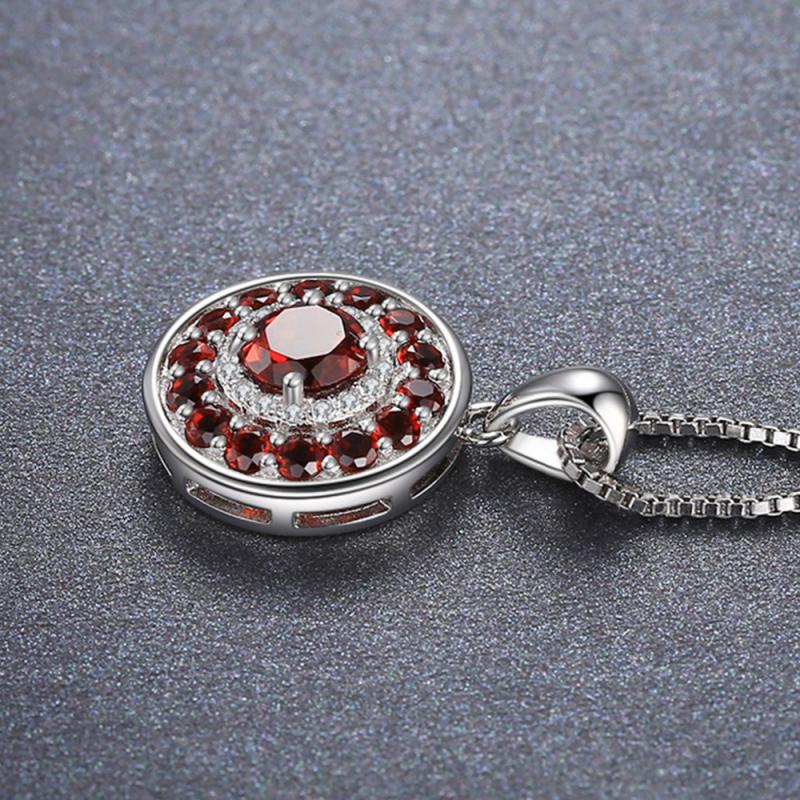 Granátový náhrdelník ze stříbra 26418