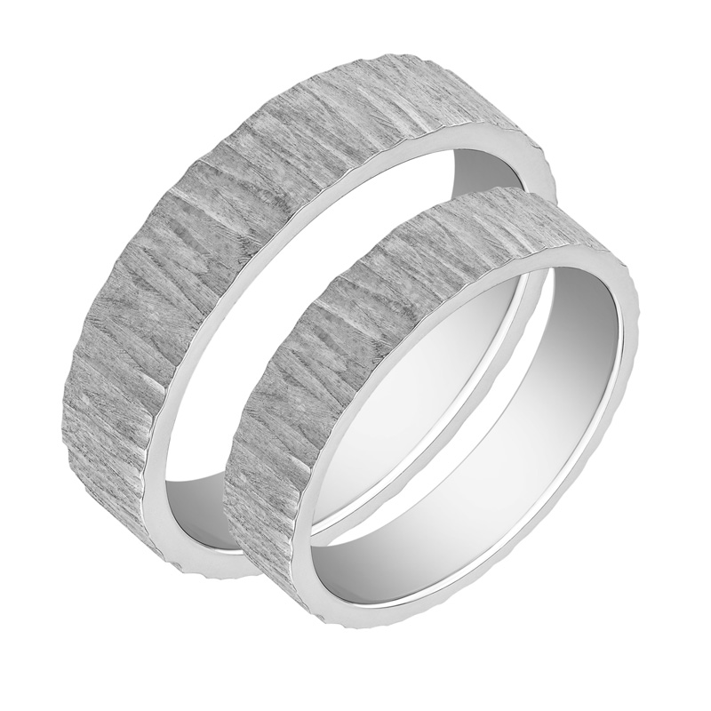 Atypické matné snubní prsteny