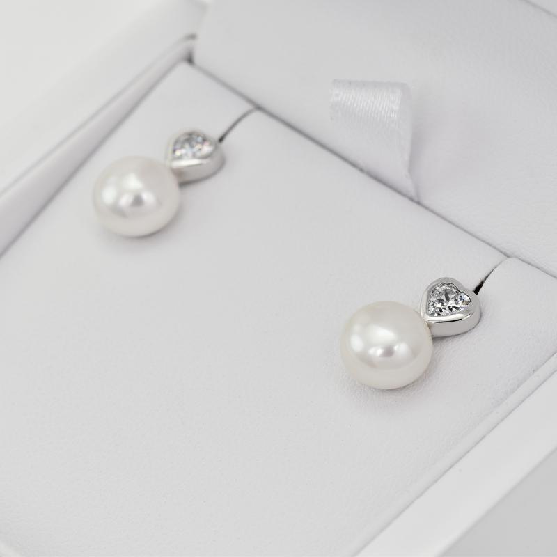 Romantické perlové náušnice