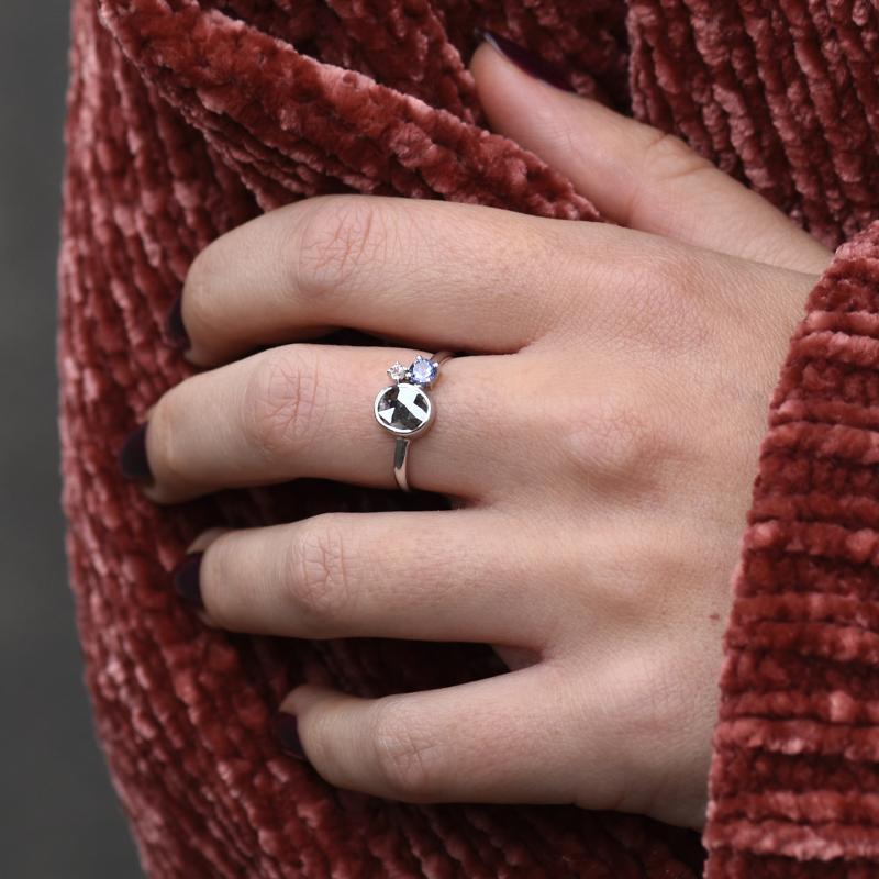 Prsten s šedým diamantem, tanzanitem a morganitem 49708