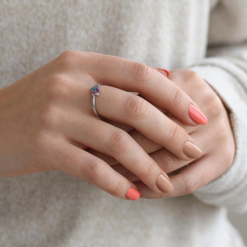 Zlatý prsten s opálem, rubínem, safírem a diamantem 52318