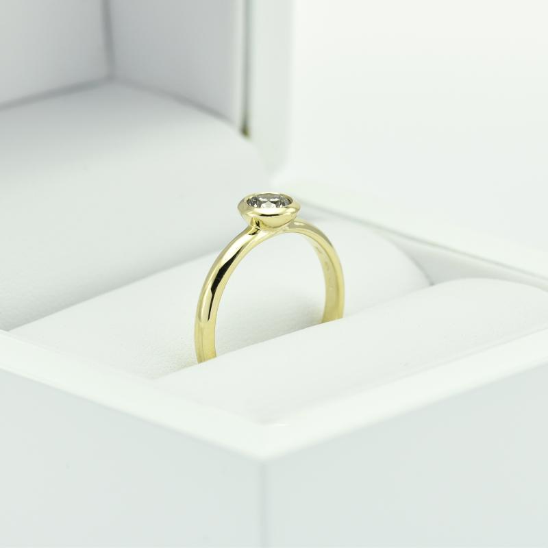 Zásnubní prsten s diamantem 64928