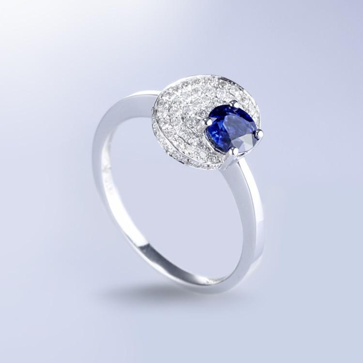 Safírový prsten s diamanty 6508