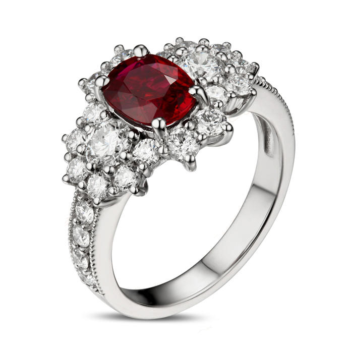 Diamantový prsten s oválným rubínem Maya