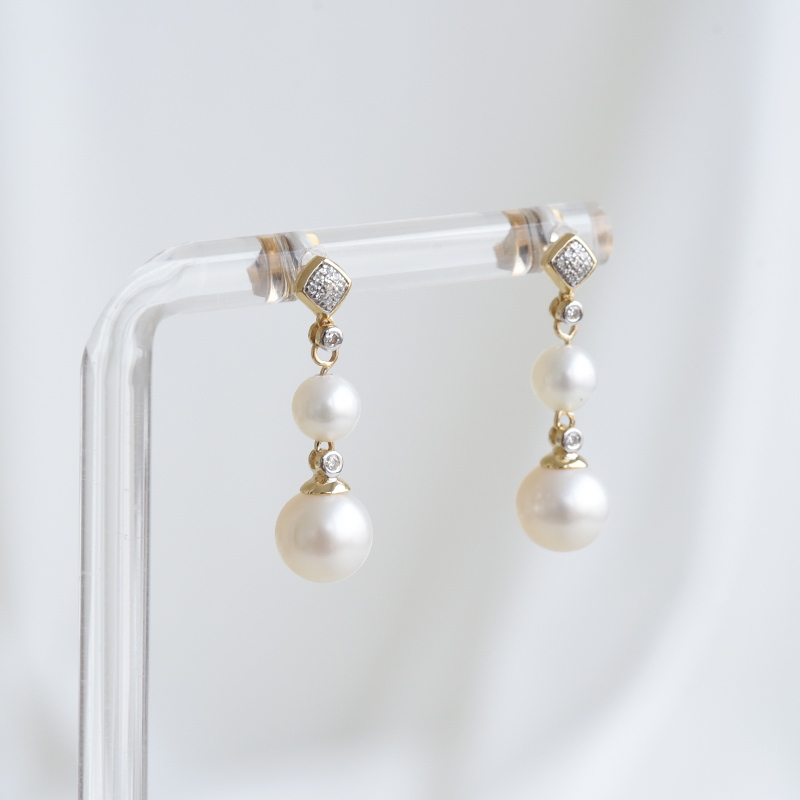 Visací perlové náušnice s diamanty ze zlata