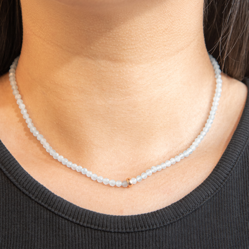 Stříbrný náhrdelník s akvamarínovými korálky Alix 104469