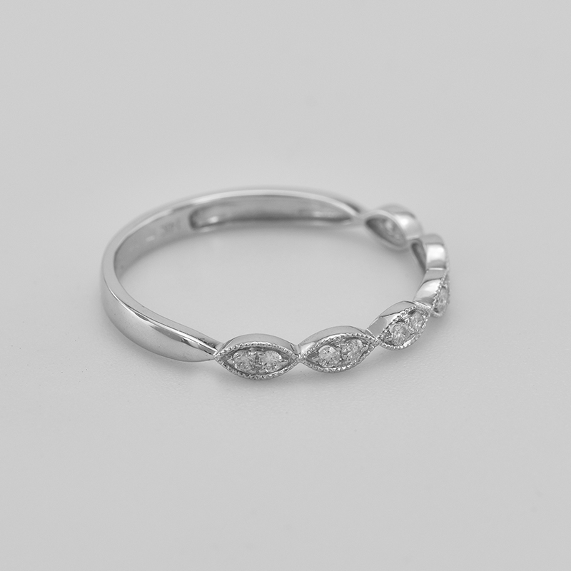 Stříbrný něžný eternity prsten s lab-grown diamanty Moira 104729