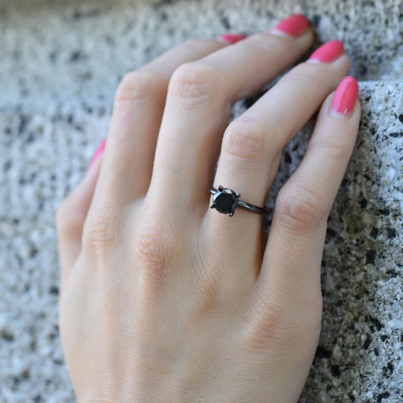Prsten s černým diamantem 12139