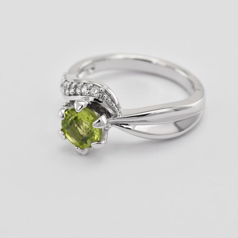 Prsten s round olivínem