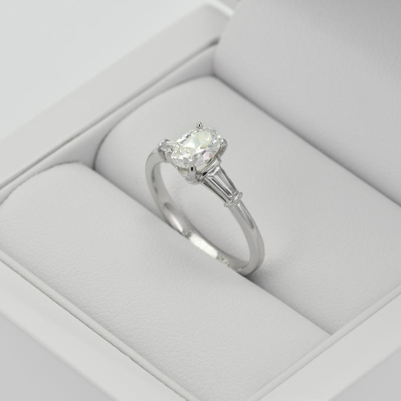 Prsten s diamantem 29519