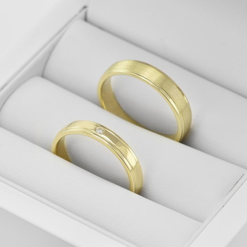Zlaté prsteny s diamantem 32419