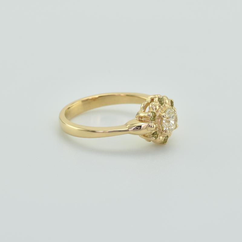 Diamantový zásnubní prsten s olivíny 43639