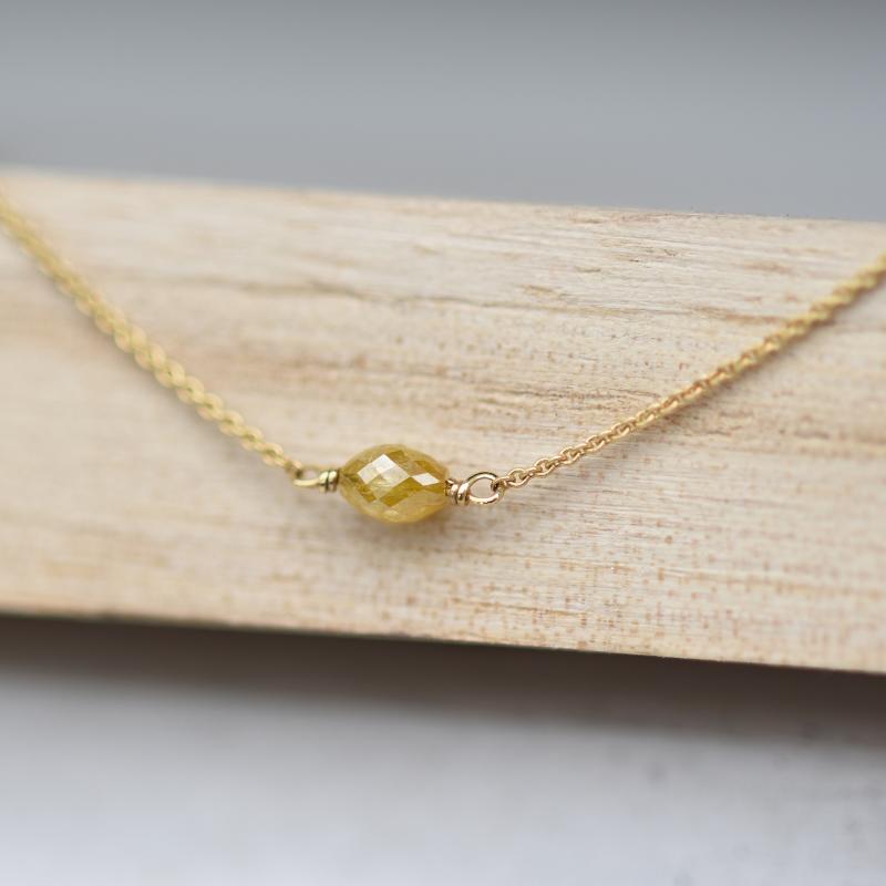 Zlatý choker náhrdelník se žlutým diamantem 47579