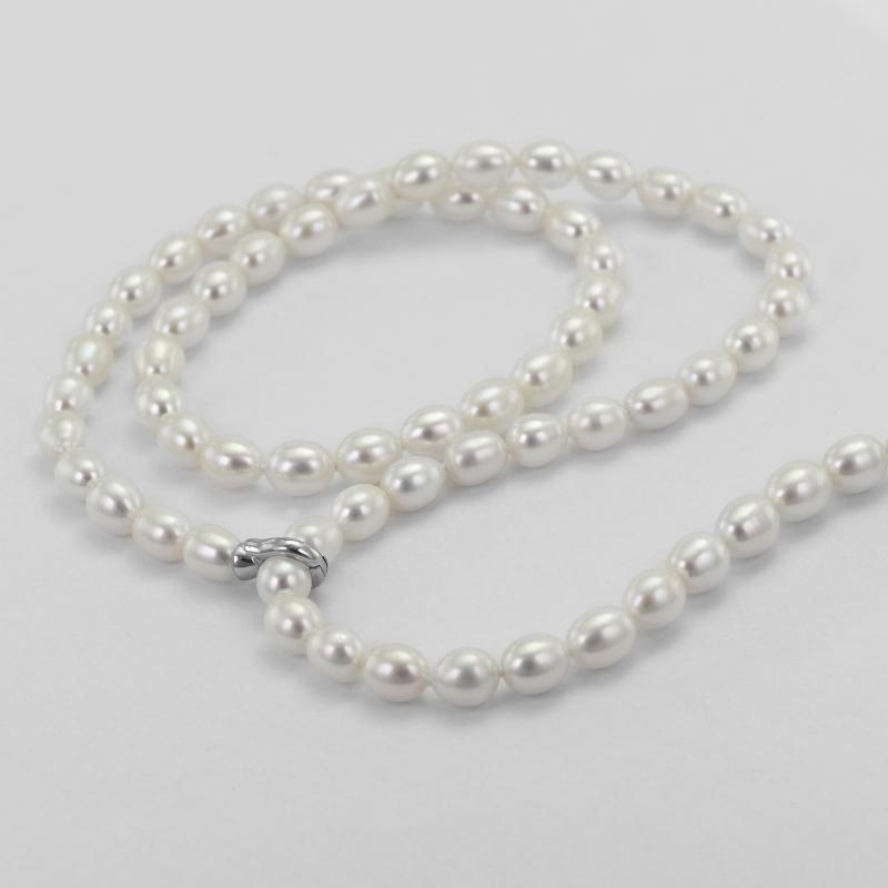 Stříbrný náhrdelník s perlami 50909