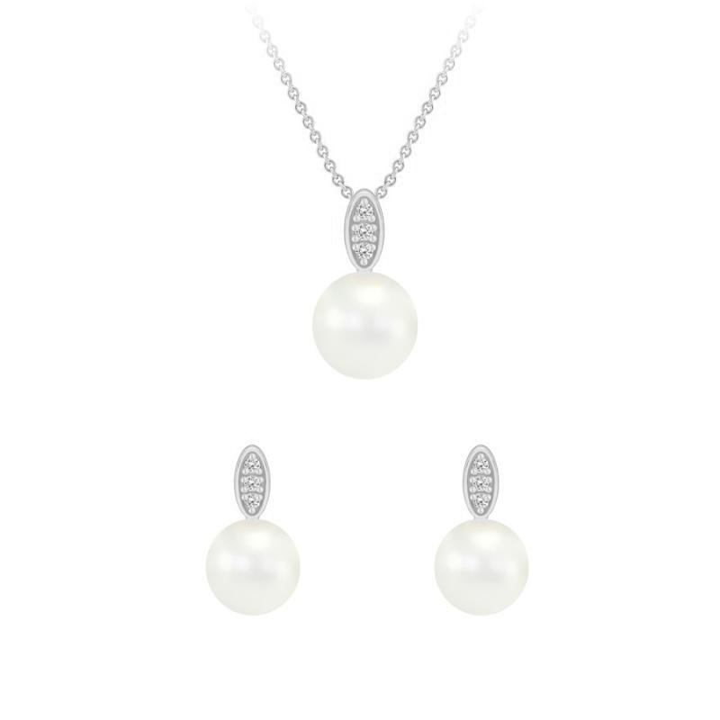 Romantická kolekce s perlami a diamanty