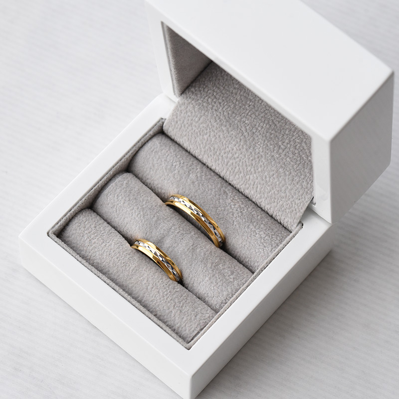 Dvoubarevné snubní prsteny ze zlata 72379