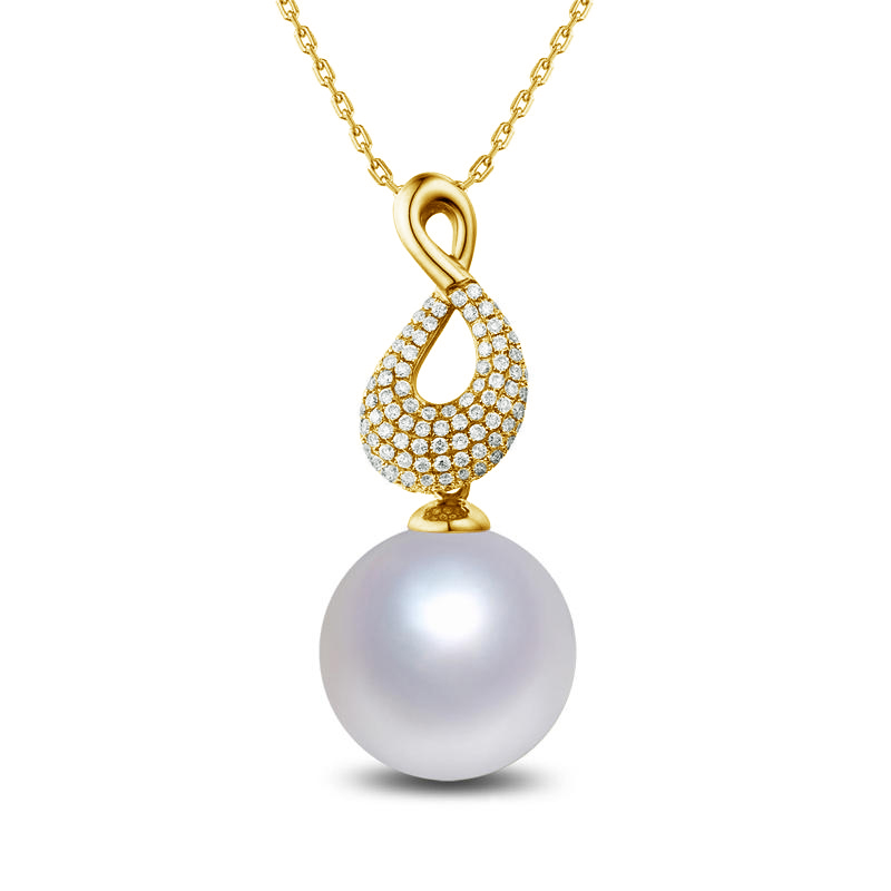 Zlatý přívěsek s perlou a diamanty