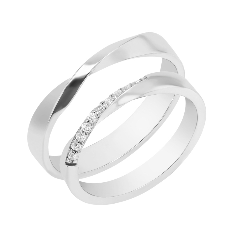 Zlaté propletené snubní prsteny s diamanty Keller